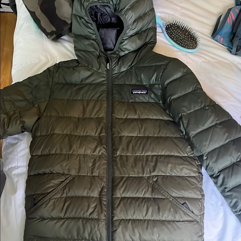 Patagonia Kids' Olive Puffer Jacket Reversable